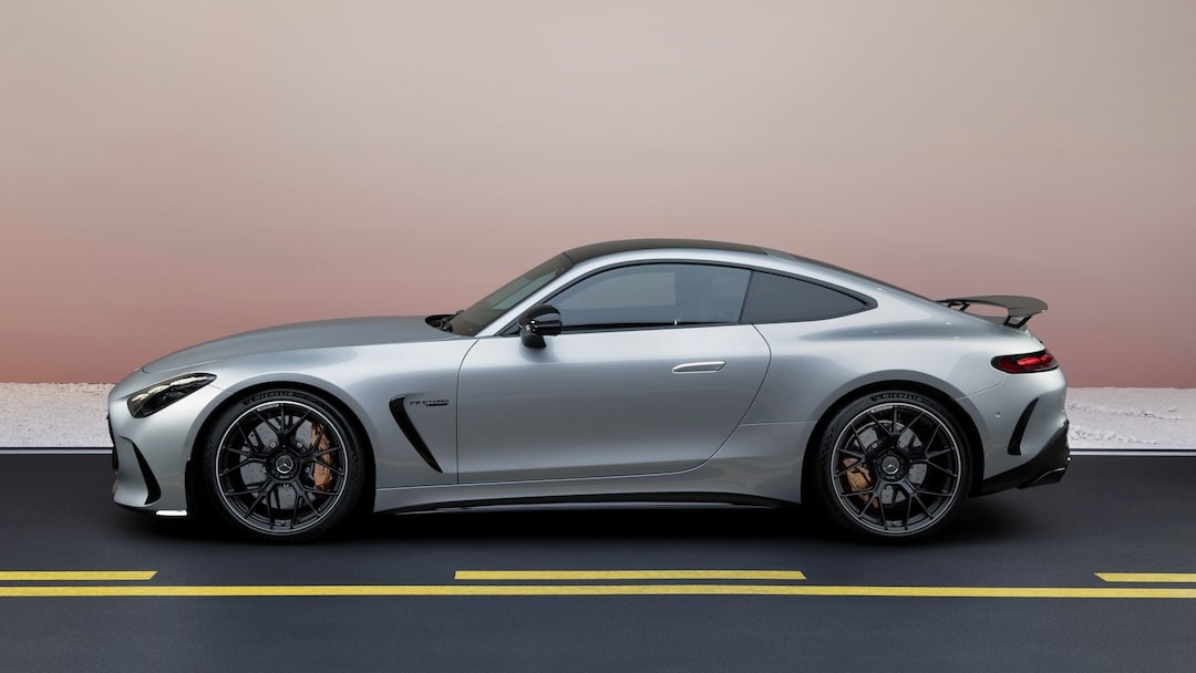 مرسدس بنز AMG GT63